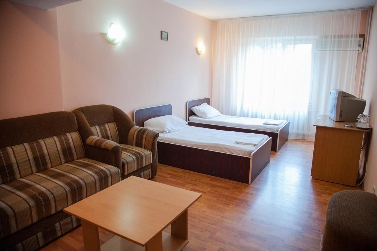 Отель Hotel Vlasca Джурджу-6